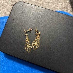 14k Gold Leaf Earrings